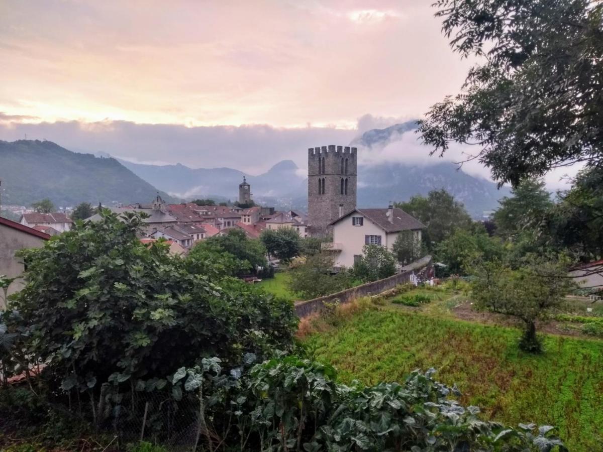 Appartamento Le Nopal Bleu Tarascon-sur-Ariège Esterno foto